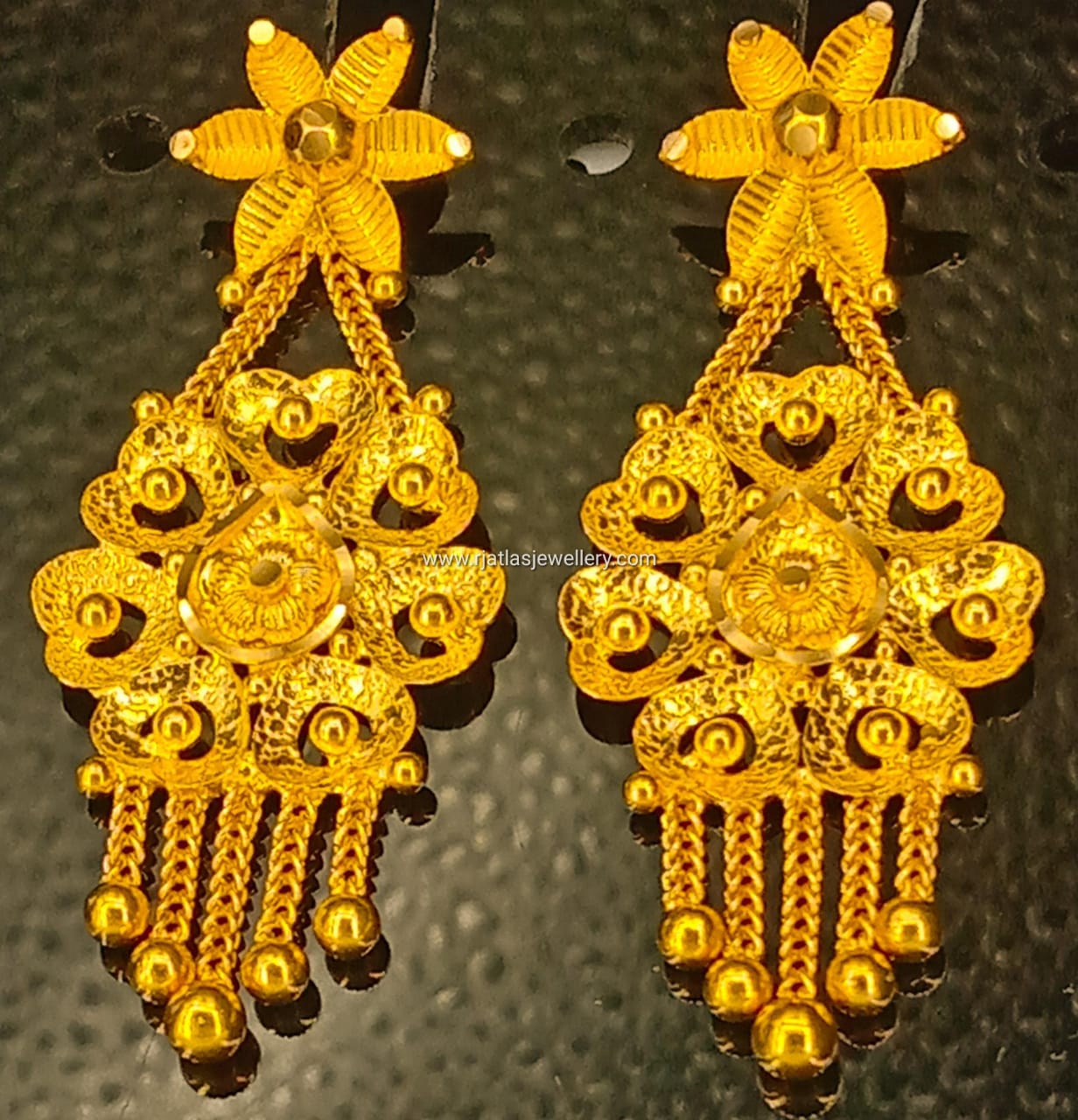 kalyan jewellers sui dhaga